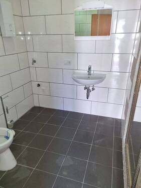 EG: Badezimmer - 
