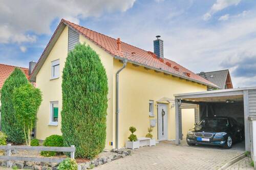 Hausansicht - 4 Zimmer Einfamilienhaus zum Kaufen in Salzgitter