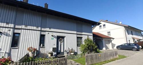 IMG20250912100331.jpg - gepflegtes Doppelhaushälfte in guter Lage Holzständerbauweise - 721 - 3a