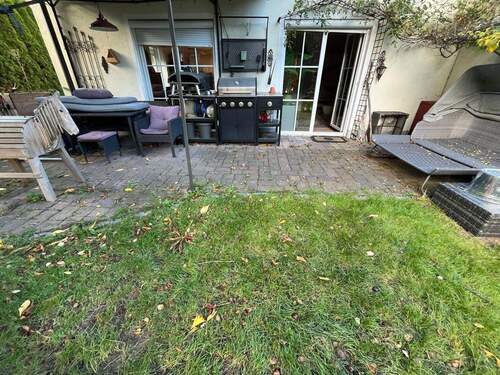 Garten - 6 Zimmer Doppelhaushälfte in Hettenshausen