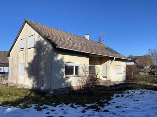 Südwestansicht - 8 Zimmer Mehrfamilienhaus, Wohnhaus in Neuhausen