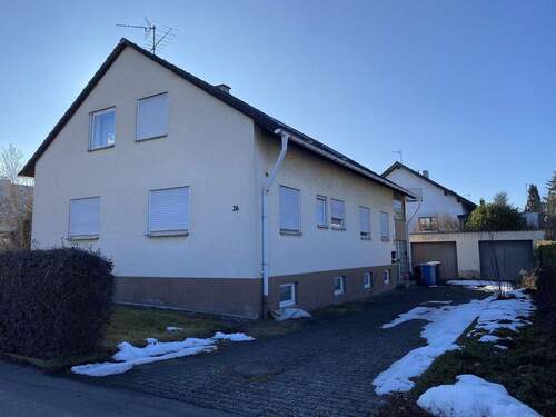 Nordostansicht - Mehrfamilienhaus, Wohnhaus mit 166,00 m&sup2; in Neuhausen zum Kaufen