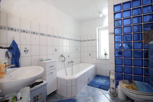 Bad der Erdgeschosswohnung - 