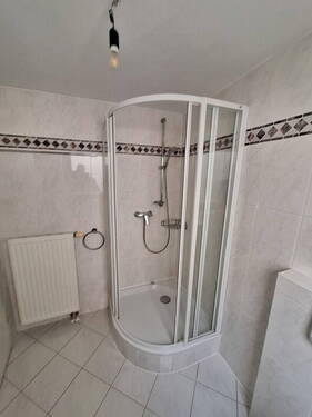 Bad/Toilette Souterrain - 