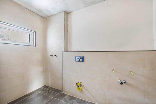 Küche Anschlüsse vorbereitet - 