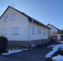 5 - Zimmerwohnung mit Garten und Garage in 78579 Neuhausen