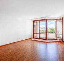 2-Zimmer-Wohnung mit großer Loggia und Tiefgaragenstellplatz - Berlin Weißensee