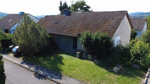 Aussenansicht - Einfamilienhaus mit Potenzial - in gefragter Wohnlage von Schauenburg