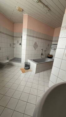 9 - Bad unten - 