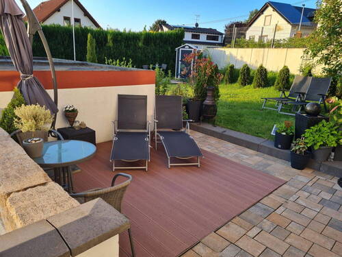 Terrasse vor Haustür - 