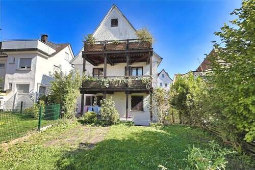 Hausansicht Garten - Mehrfamilienhaus, Wohnhaus mit 220,00 m² in Stuttgart zum Kaufen