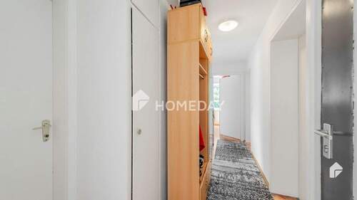 Flur 1 - 
