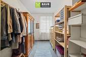 Raum - 