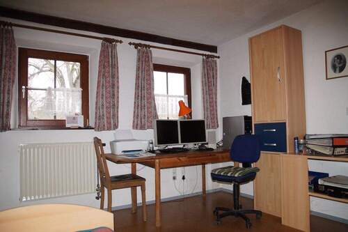 Büro/ Kinderzimmer - 