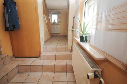 Wohnungsflur - Doppelhaushälfte mit 82,50 m² in Gelsenkirchen zum Kaufen