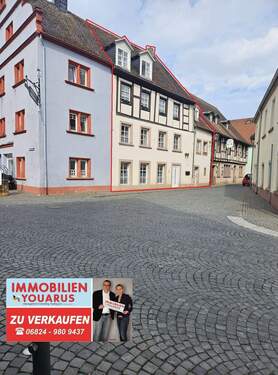 Mehrfamilienhaus 3 Wohneinheiten - 1 Zimmer Mehrfamilienhaus, Wohnhaus zum Kaufen in Ottweiler