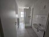 Whg. Nr. 2 im 1.OG: Badezimmer - 