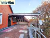 Dachterrasse mit Blick zur Überdachung - 