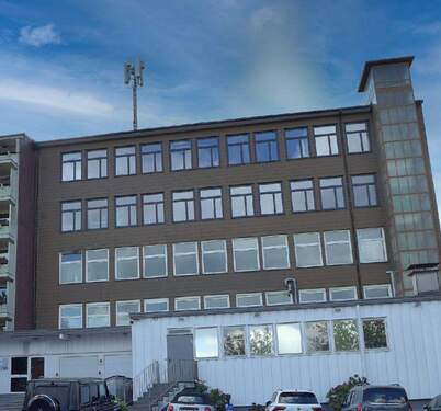 Bild 1 - VIELSEITIG NUTZBARE BÜRO-PRAXISRÄUME MIT 11 STELLPLÄTZEN FLEXIBEL UND ZENTRAL (9128)