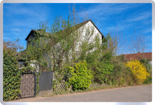 Straßenansicht Exposé - 6 Zimmer Einfamilienhaus zum Kaufen in Oestrich-Winkel