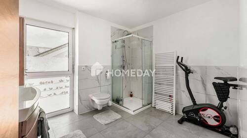 1. OG Badezimmer 1 - 