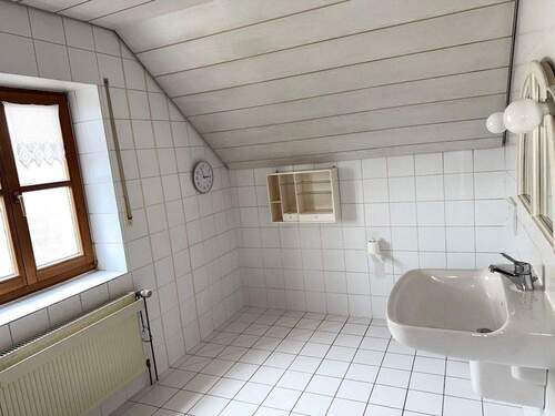  Badezimmer Dachgeschoss - 