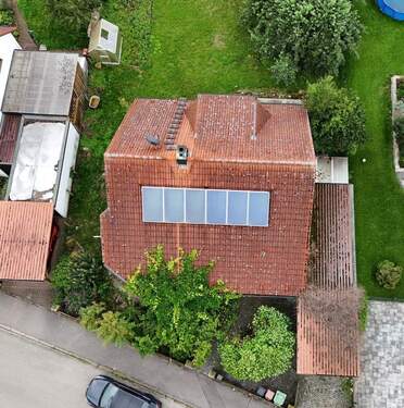 Blick auf Dach, vorhandene Solarthermie - 