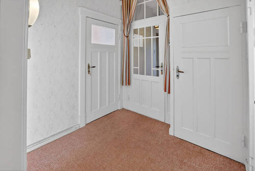 6V7A1555 - 