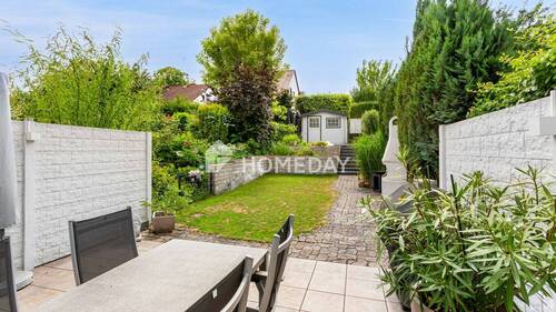 Garten 2 - Modernisiertes Reihenmittelhaus mit 6 Zimmern, Garten, Terrasse, Garage und viel Platz in Essenheim