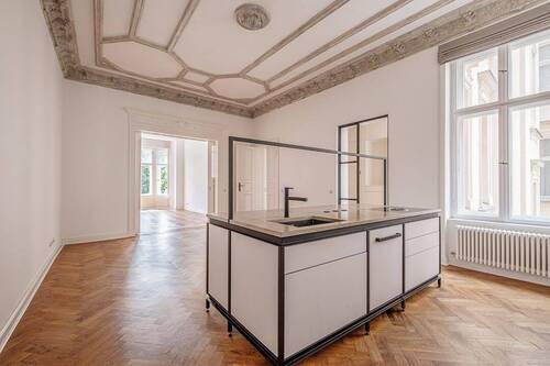 Bild 2 - 5 Zimmer Etagenwohnung zum Kaufen in Berlin