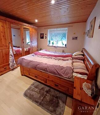 Schlafzimmer.j.pg - 