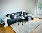 Wohnzimmer 2 - 3 Zimmer Etagenwohnung zum Kaufen in Berlin
