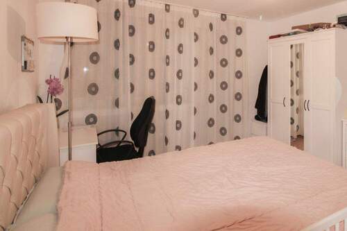 Schlafzimmer - Etagenwohnung mit 59,10 m&sup2; in München zum Kaufen