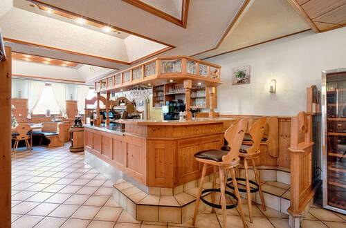 Restaurant - 