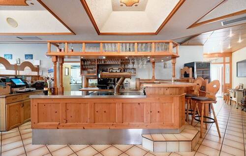 Restaurant - 