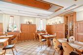 Restaurant - Mehrfamilienhaus, Wohnhaus mit 481,00 m&sup2; in Unterensingen zum Kaufen