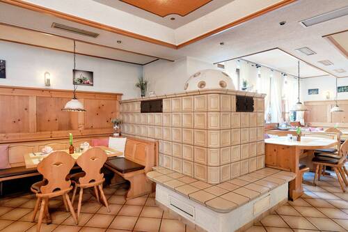 Restaurant - 