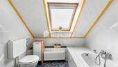 1. OG Badezimmer 1 - 