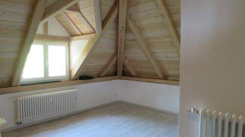 Zimmer - Etagenwohnung mit 49,00 m² in Radebeul zur Miete