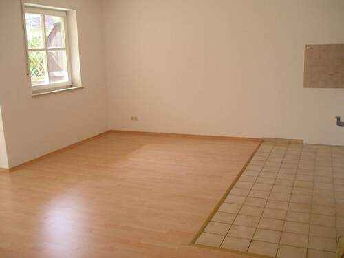 Wohnzimmer - Etagenwohnung mit 43,00 m&sup2; in Höckendorf zum Kaufen