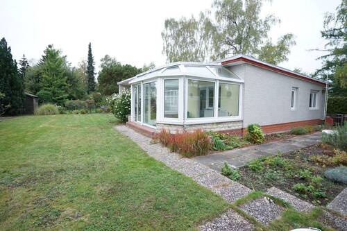 Hausansicht - 6 Zimmer Bungalow zum Kaufen in Berlin