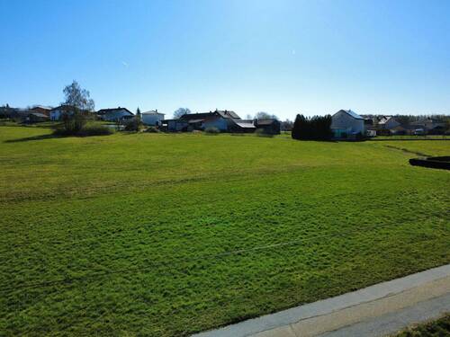 Ausblick - Grundstück in Schöllnach