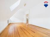 REMAX Immobilien DeLux Wohn-Geschäftshaus Schlafzimmer Ottweiler Mark - 