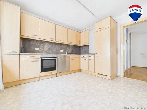 REMAX Immobilien DeLux Wohn-Geschäftshaus Küche Ottweiler Mark Borowicz - 