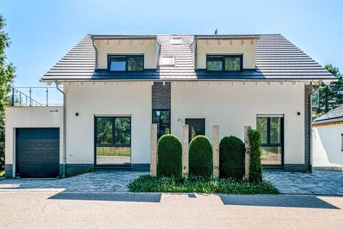 attraktive Wohnlage - 9 Zimmer Mehrfamilienhaus, Wohnhaus in Badenweiler