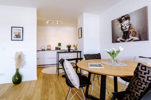 Blick in die Küche - Etagenwohnung mit 61,00 m² in Olching zum Kaufen
