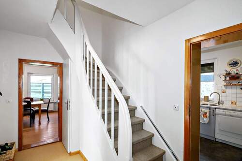 Flur - 4 Zimmer Einfamilienhaus zum Kaufen in Berlin