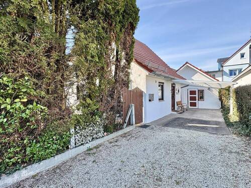 Zufahrt - 3 Zimmer Einfamilienhaus in Osterhofen