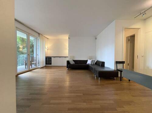Wohnzimmer - 5 Zimmer Etagenwohnung in Frankfurt am Main