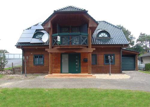 Frontansicht - Modernes und Nachhaltiges Einfamilienhaus mit Smart Home Technologie